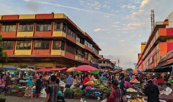Glempangpasir: Jantung Belanja Lokal yang Tak Pernah Pudar